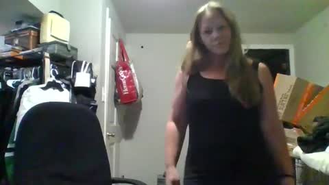 blondetoplease online show from May 17, 2:21 am