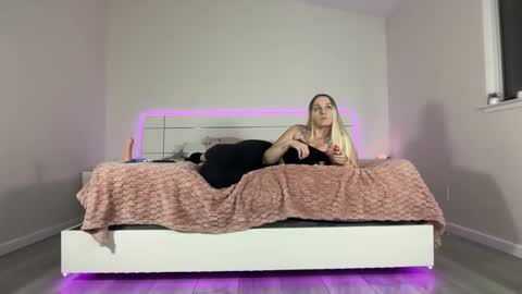 Your bbgirl online show from December 21, 7:48 am