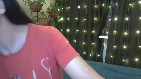 blue_berryx online show from December 4, 5:43 am