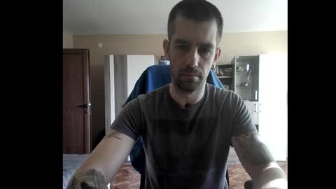 Runaway online show from October 23, 7:10 am