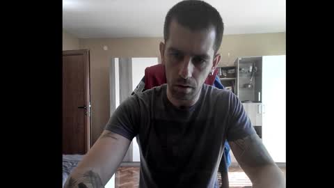 Runaway online show from October 21, 8:30 am