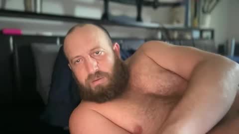 blue_eyes247 online show from May 26, 1:50 pm