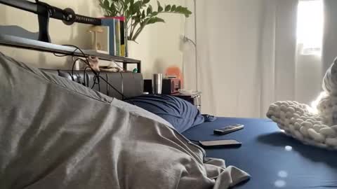 blue_eyes247 online show from June 6, 9:42 pm