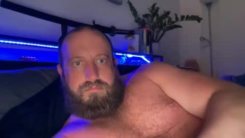 blue_eyes247 online show from June 4, 3:34 am