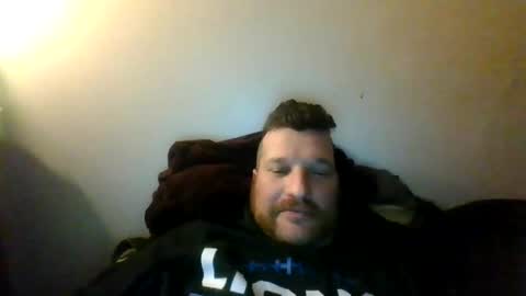 bluedemoneyes1986 online show from February 23, 12:30 am