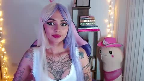 Im Abril .. Nice to meet you  thumb up me please its important  INDEPENDENT MODEL online show from October 5, 12:19 am