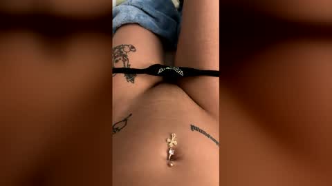 bluee_vixenn online show from May 31, 4:11 am