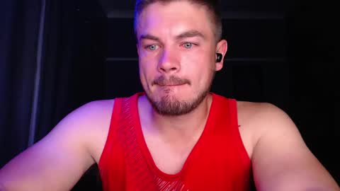 blueeyeboy0 online show from December 5, 7:44 pm
