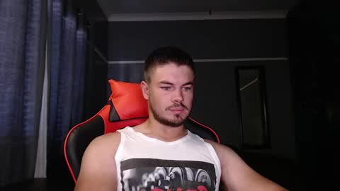 blueeyeboy0 online show from December 7, 4:37 am