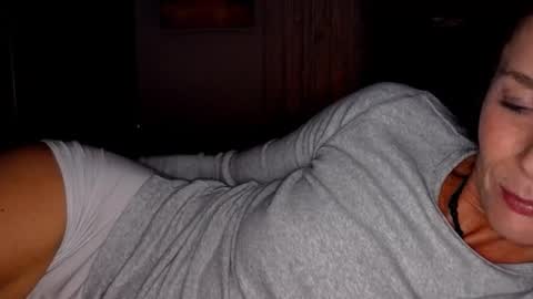 Snapshot of blueeyedlie chatting on October 4, 5:27 am Blueeyedlie online show from October 4, 5:27 am