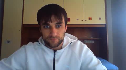 bluejoee online show from April 16, 9:20 am