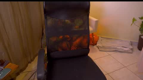 FLORAA online show from October 15, 1:12 pm