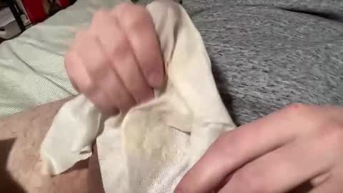 bluendblonde93 online show from April 16, 7:03 pm