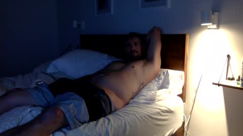 Blueyedbama33 online show from March 14, 8:07 am