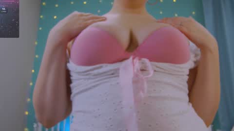 Ellie3 online show from January 21, 2:15 pm