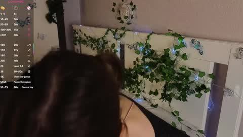 Dolores online show from March 29, 8:49 am