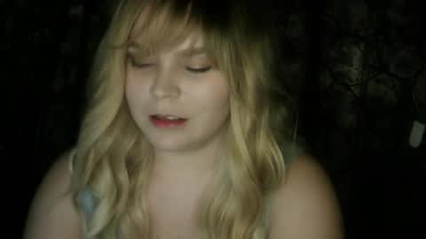 blushing_star online show from December 19, 4:35 pm