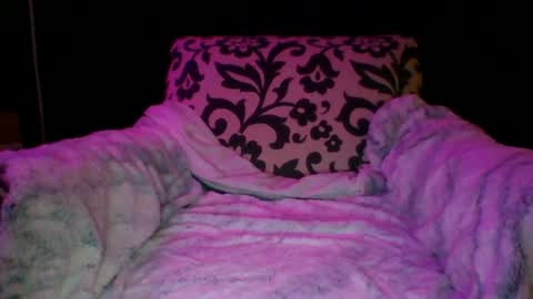 milf online show from October 12, 3:21 am