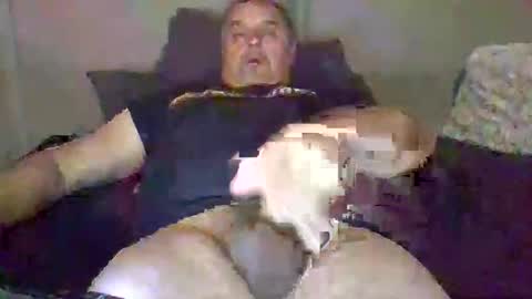 emilio online show from May 13, 7:51 am
