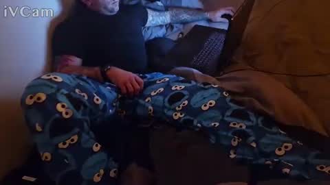 DeeDeeAndDexter online show from February 23, 3:20 am