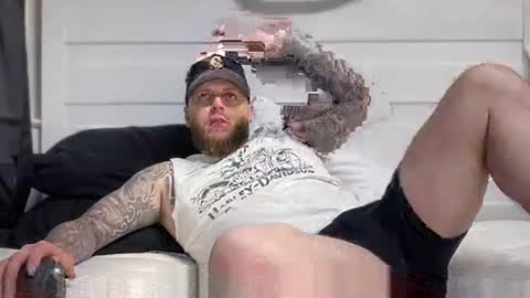 boner4you1994 online show from June 1, 9:32 am