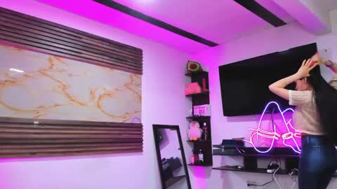 becky online show from March 20, 7:19 pm