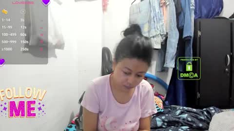 bonnie lam  hello welcome to my room I hope you have fun and you can reach your maximum pleasure here with me online show from October 14, 4:15 am