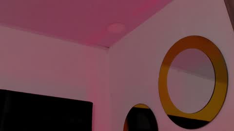   online show from February 5, 11:34 am