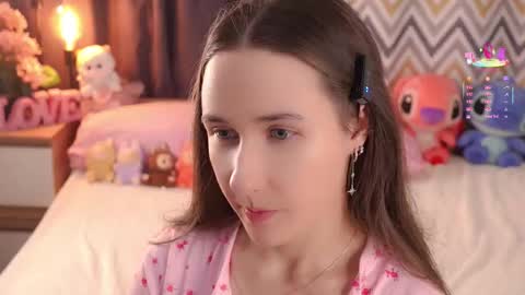 Emma online show from October 3, 1:15 am