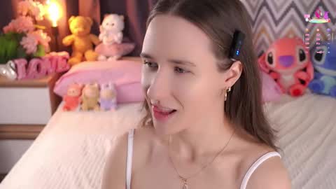 Emma online show from October 10, 1:11 am