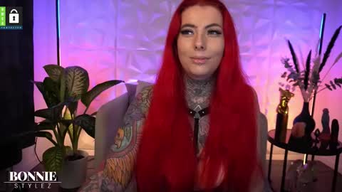 Bonnie Stylez online show from November 7, 4:59 am