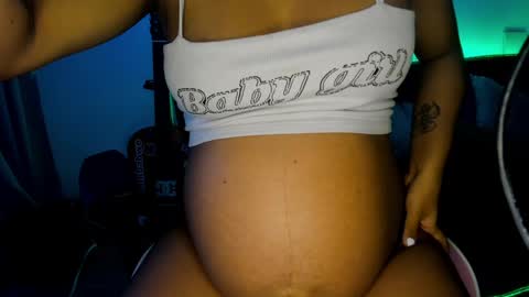 Bonny  online show from December 23, 10:55 pm