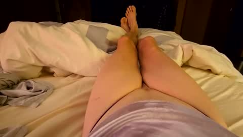 Snapshot of bono0155 chatting on December 18, 10:30 am silky sissy sarah online show from December 18, 10:30 am
