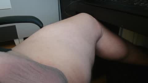 Bonobooy online show from January 1, 3:35 pm