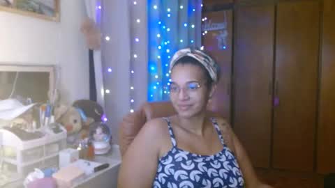 Queen Bon Vivantt online show from January 21, 5:16 am