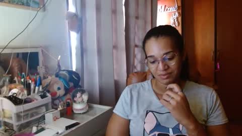 Queen Bon Vivantt online show from February 7, 1:53 pm