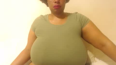 boobyqueen online show from October 6, 6:26 pm