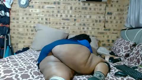 bootytwerkxxx online show from June 17, 6:46 pm