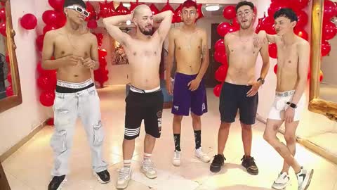 THOMAS AND DAMIAND online show from February 9, 7:26 am