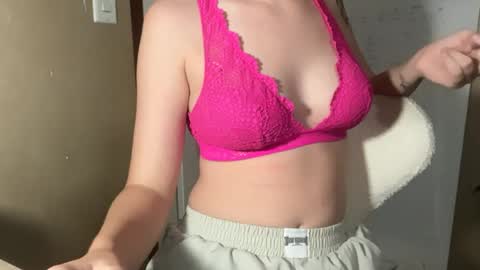 bougiebrunette online show from July 23, 2:20 am