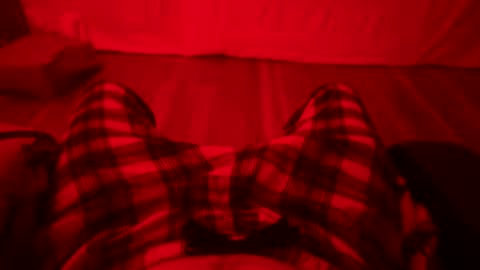 bowbowcow69 online show from December 15, 9:09 pm