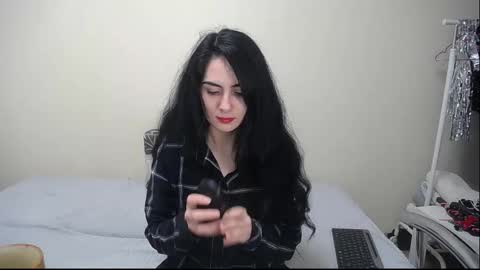 Helen  online show from December 15, 7:15 am