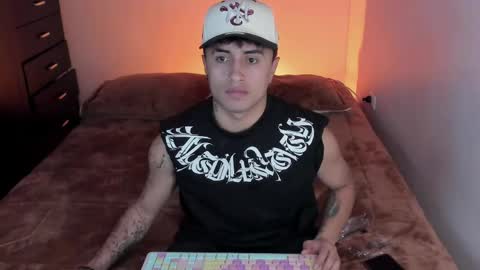 boy_nauthy online show from May 15, 6:48 pm