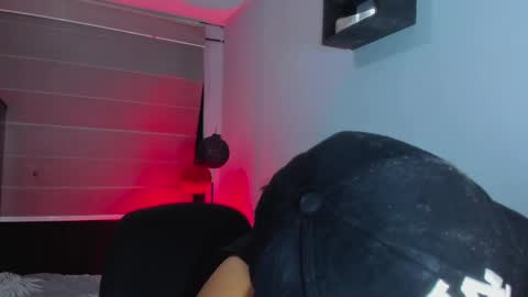 boy_nauthy online show from January 5, 5:09 am