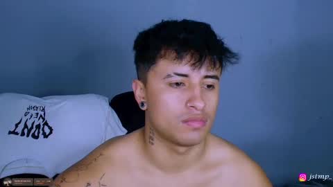 boy_nauthy online show from November 16, 7:16 pm