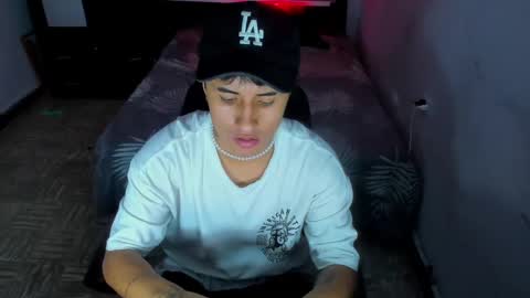 boy_nauthy online show from January 9, 5:55 am