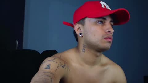 boy_nauthy online show from October 14, 7:22 am