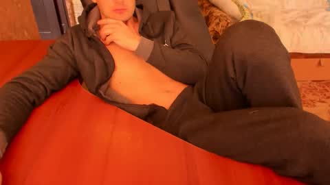 Snapshot of boyapollon chatting on September 20, 7:55 am BoyApollon online show from September 20, 7:55 am
