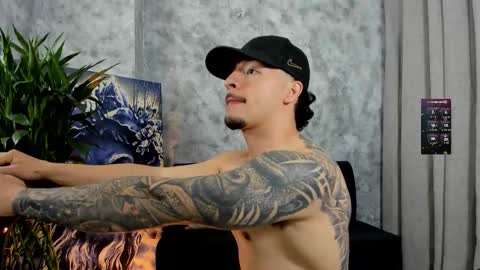 boyc02_ online show from November 10, 7:27 pm