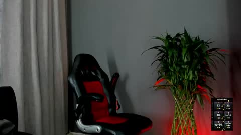 boyc02_ online show from May 14, 3:59 am